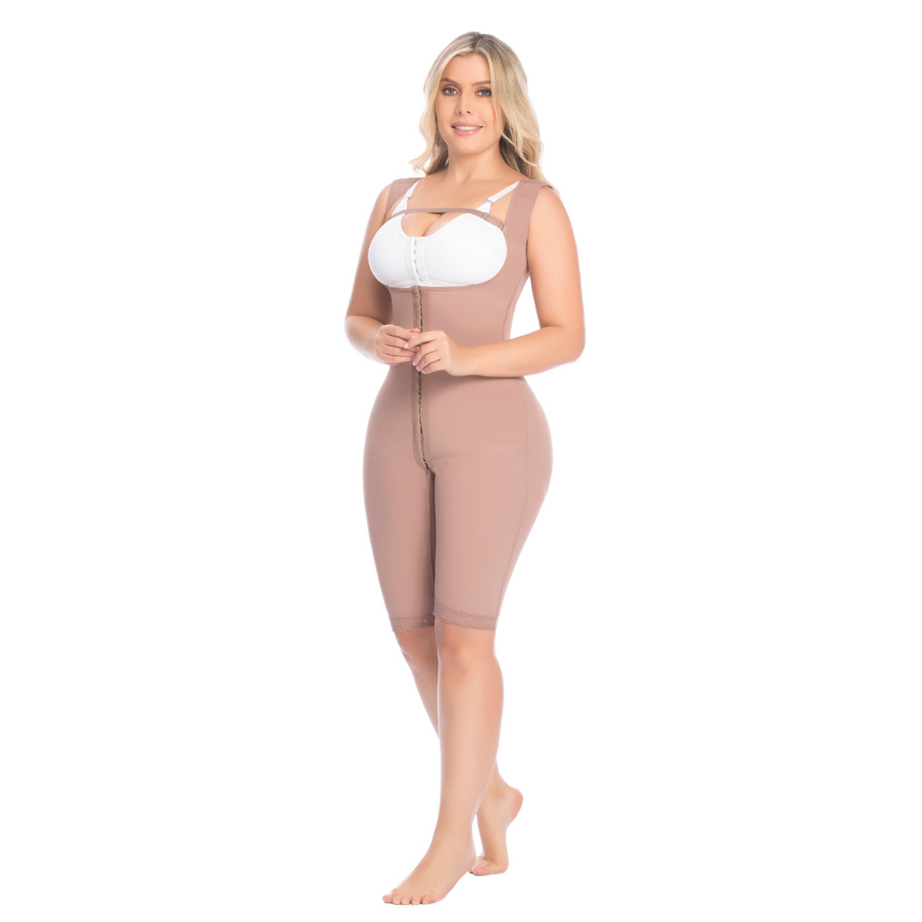 Knee Length With Clips And Zipper In The Butt Area No Bra [BEIGE] STAGE 2